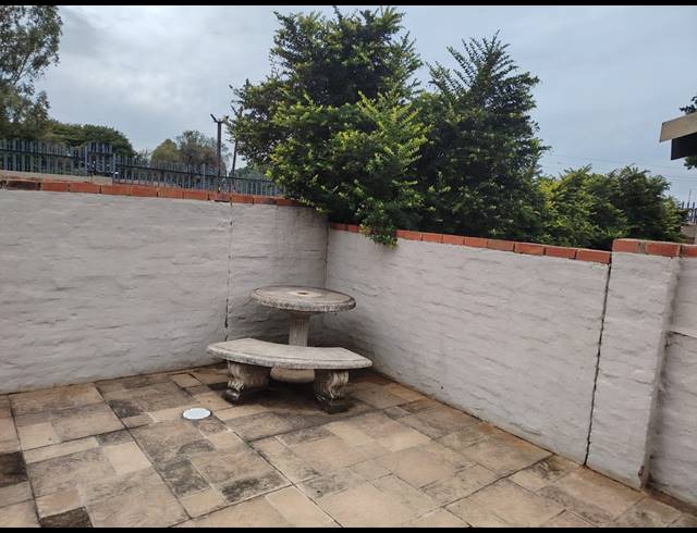 3 BEDROOM TOWNHOUSE FOR SALE IN WATERVAL EAST